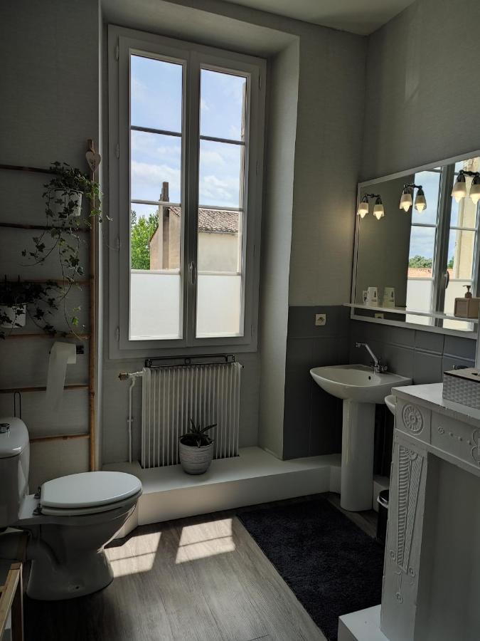 Celine Et Jose Apartman Cubzac-les-Ponts Kültér fotó