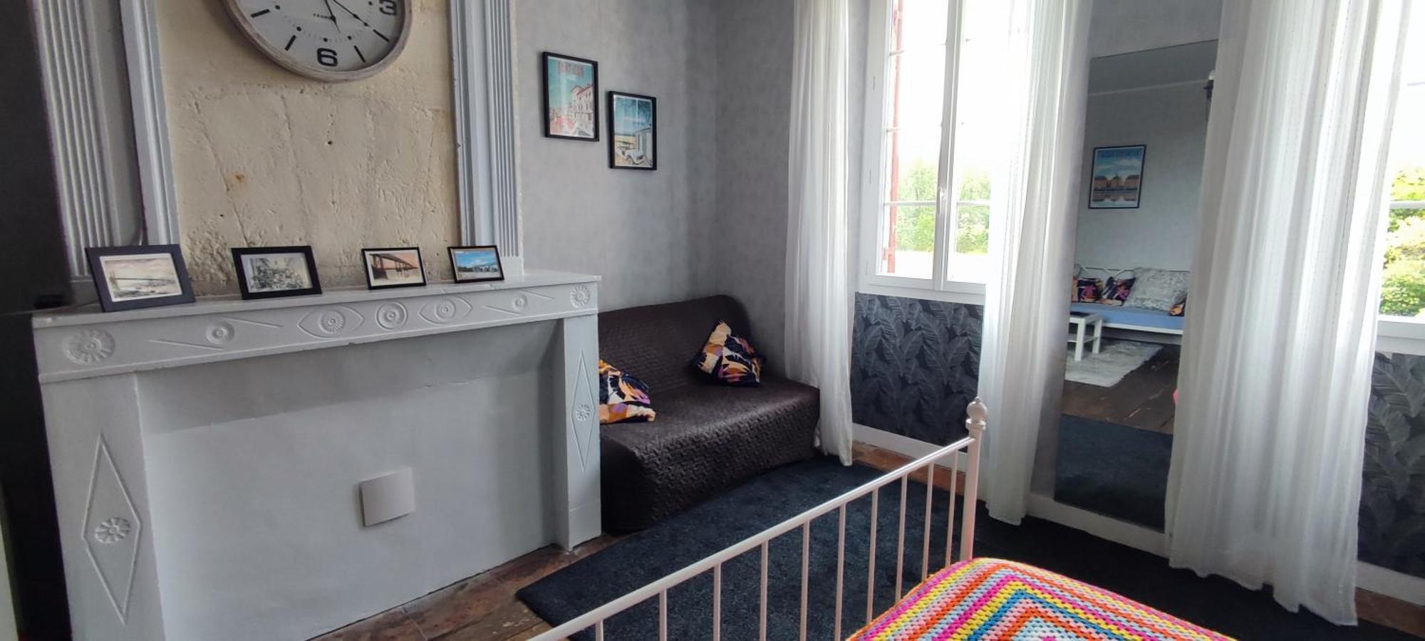 Celine Et Jose Apartman Cubzac-les-Ponts Kültér fotó
